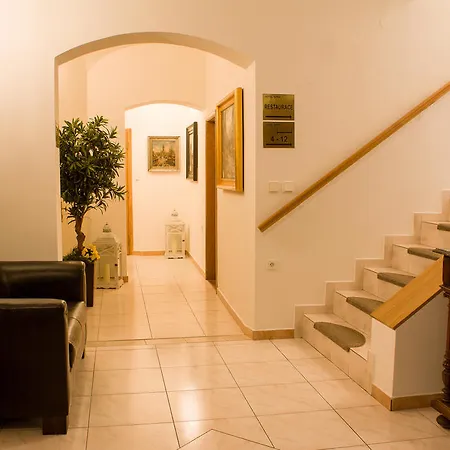 Sipka Hotel 3*